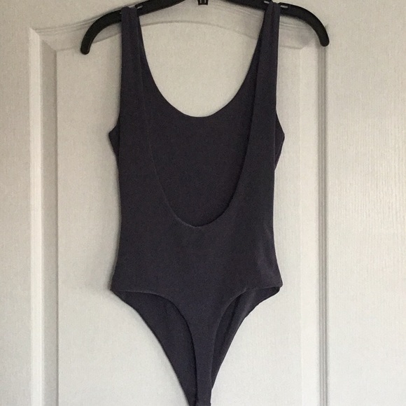 Bodysuit top size M - Picture 2 of 3